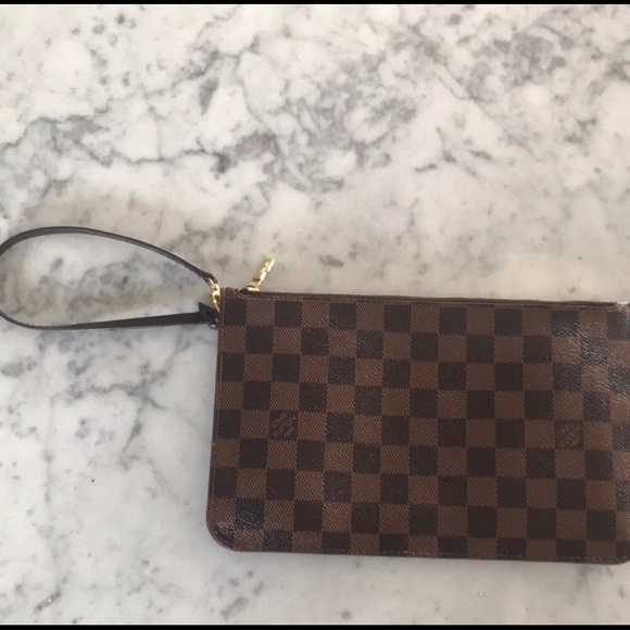 Louis Vuitton Damier Bundle - Picture 6 of 8
